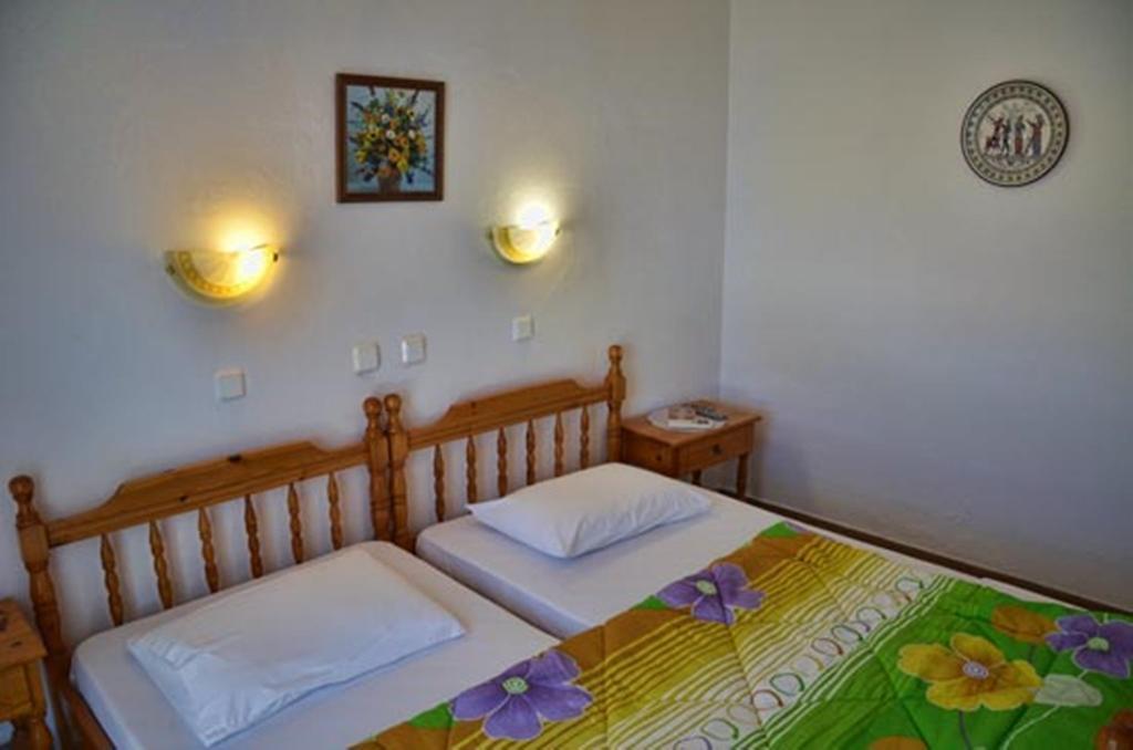 Hotel Theo Panagia  Pokoj fotografie